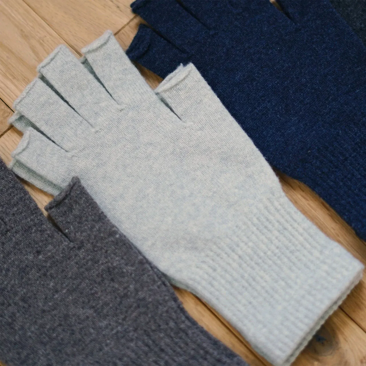 Memeri 100% Merino Wool Fingertip-less Gloves