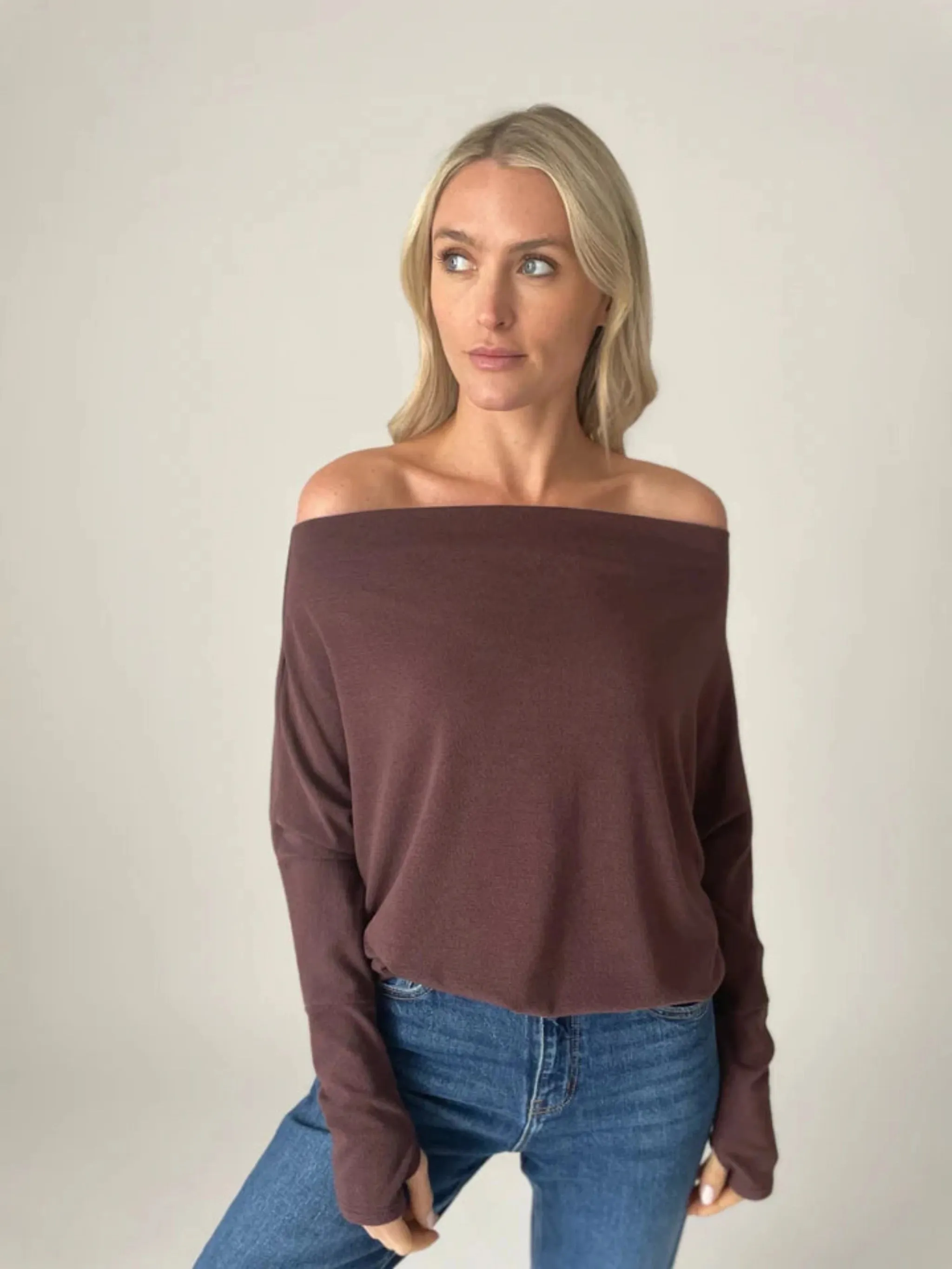 Six/Fifty The Anywhere Top - Raisin