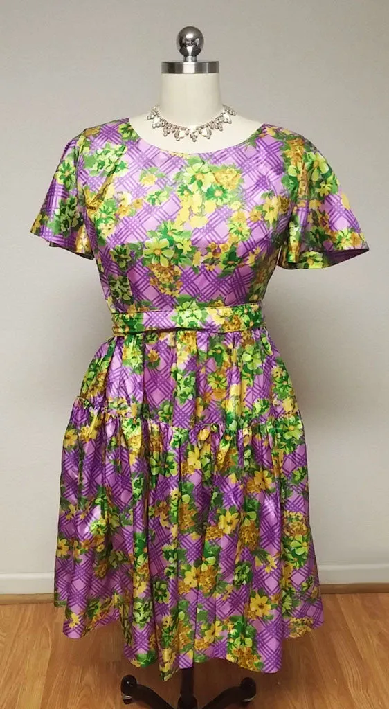 *VINTAGE '50s PURPLE & GREEN LATTICE SATINY METAL ZIPPER DRESS