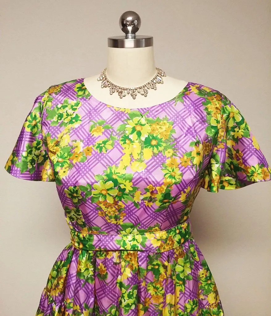 *VINTAGE '50s PURPLE & GREEN LATTICE SATINY METAL ZIPPER DRESS